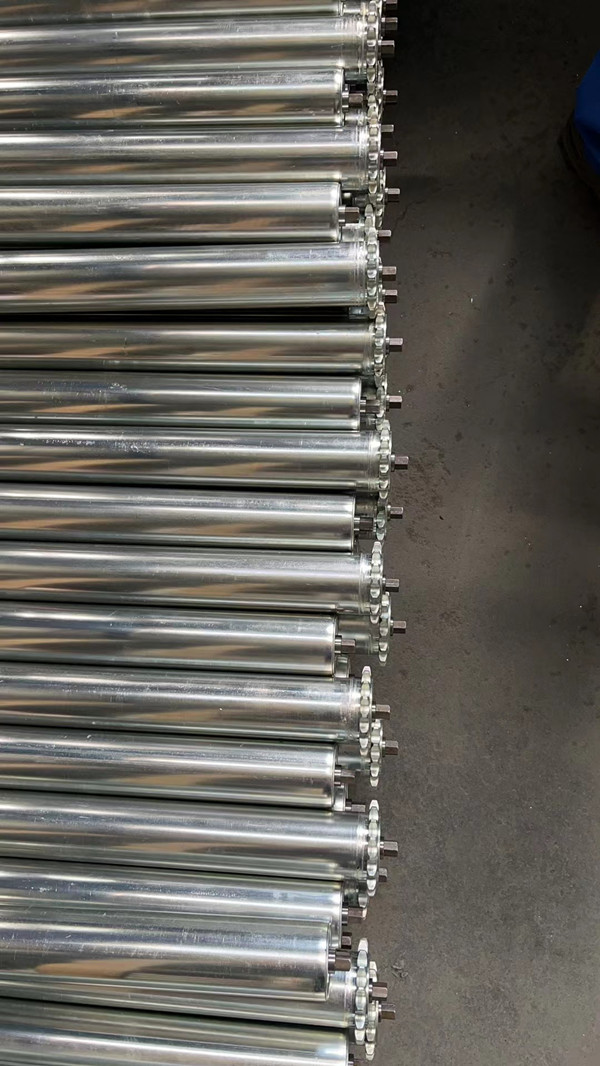 Galvanized Gravity Roller