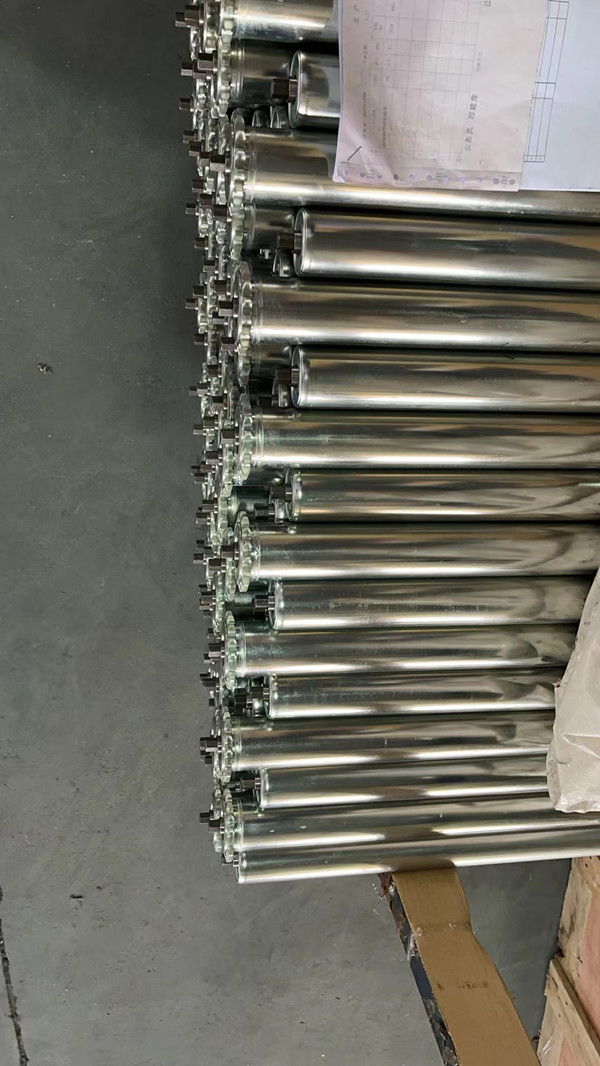 Galvanized Gravity Roller